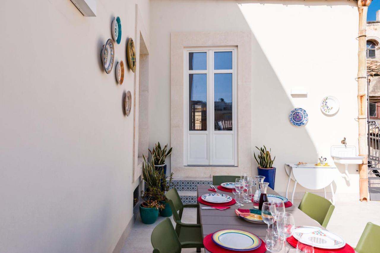 2 Soru Ortigia Holiday Home - Attico Con Terrazza Syracuse Exterior foto